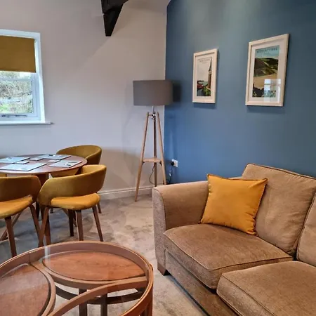 The Coach House, Onsite Free Parking Apartment Ilfracombe Exterior photo