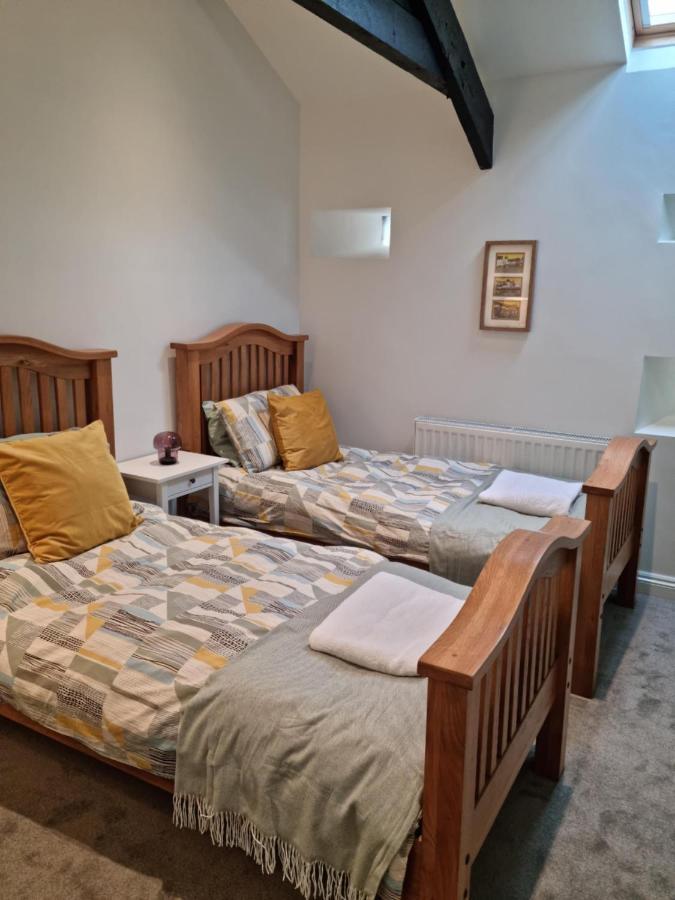 Apartment The Coach House, Onsite Free Parking *